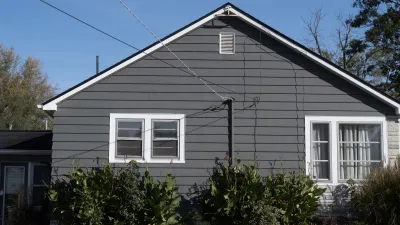 Asphalt Shingle Recycling: Eco-Friendly Disposal Options for Old Roofing Materials